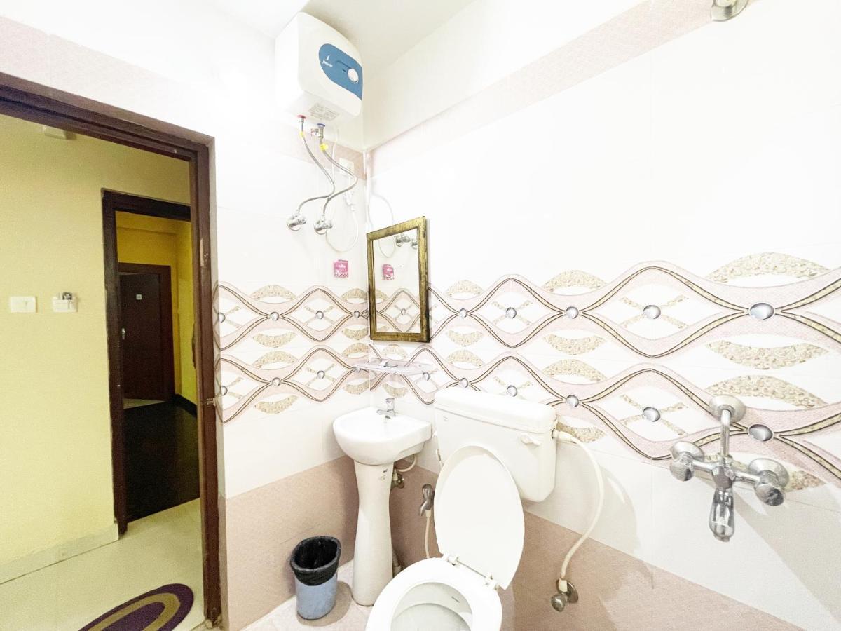 Hotel Golden Wave Puri Bagian luar foto