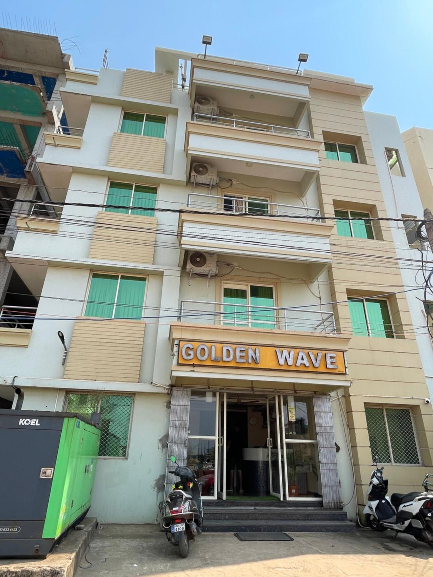 Hotel Golden Wave Puri Bagian luar foto